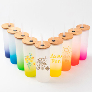 Verres givrés couvercle & paille 500ml - 9 couleurs Verres personnalisés avec couvercle bambou et paille - fond couleur