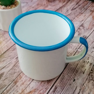 Ref. MugEmailbac-bleu Mug émaillé bord et anse bleu à personnaliser